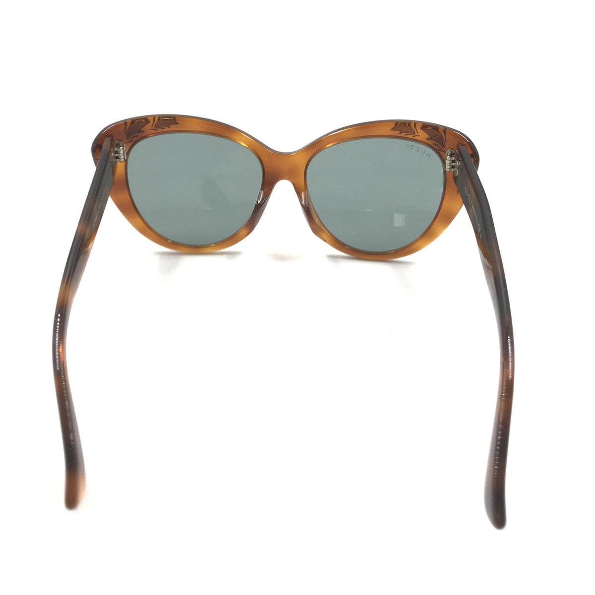 Gucci Cat Eye Sunglasses With Tortoise Shell